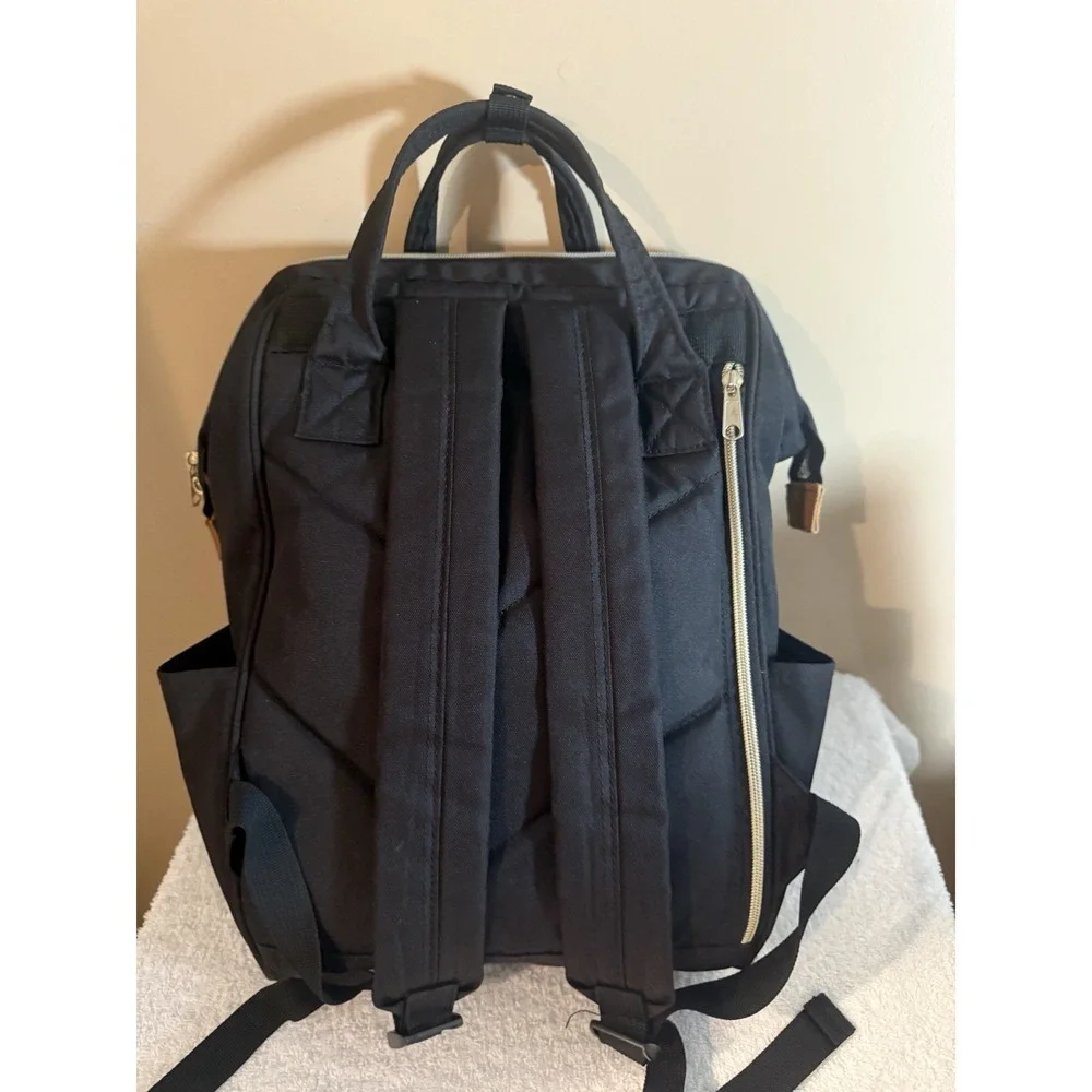 anello Black Backpack Zipper Closure Inner & Outer Pockets Adjustable Strap